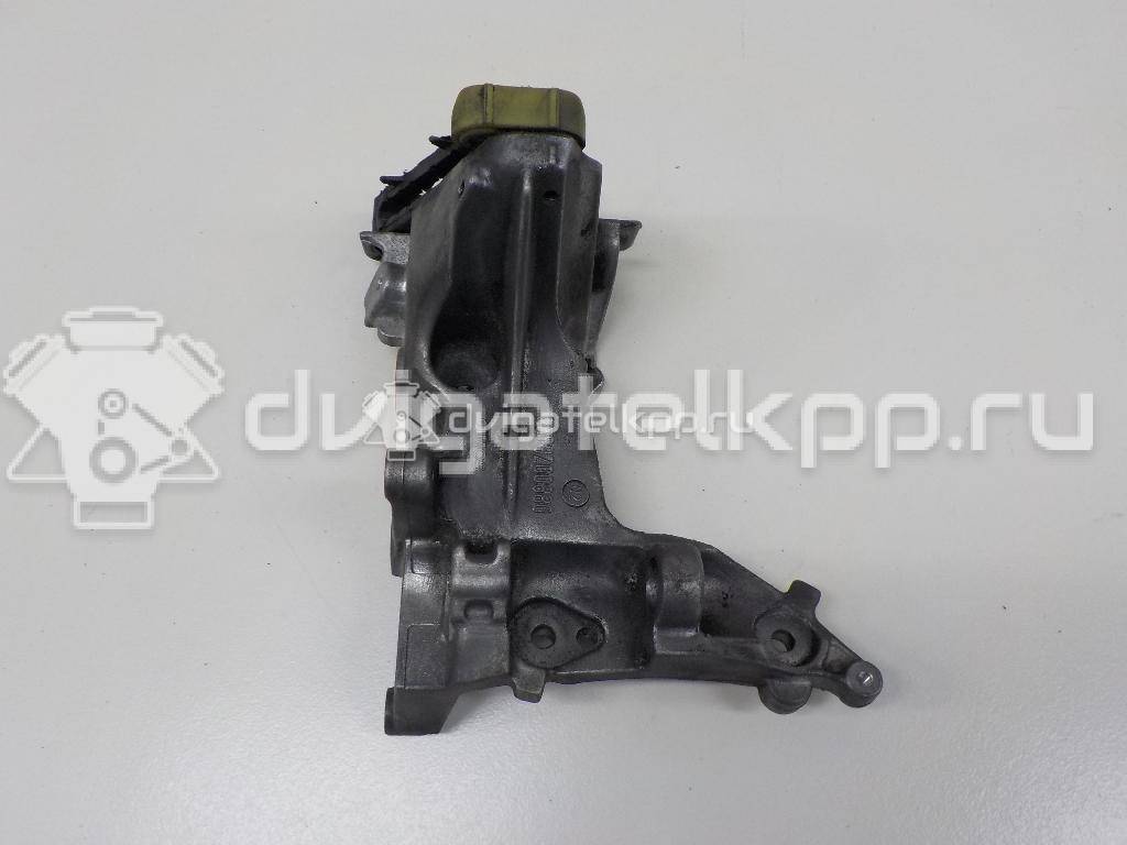 Фото Кронштейн генератора для двигателя 9HV (DV6TED4) для Peugeot 308 / 207 / 307 / Partner 90 л.с 16V 1.6 л Дизельное топливо 5706N6 {forloop.counter}}