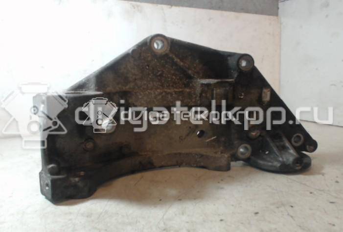 Фото Кронштейн генератора для двигателя RHF (DW10BTED4) для Peugeot 308 / 407 / 508 140 л.с 16V 2.0 л Дизельное топливо 5706J5 {forloop.counter}}