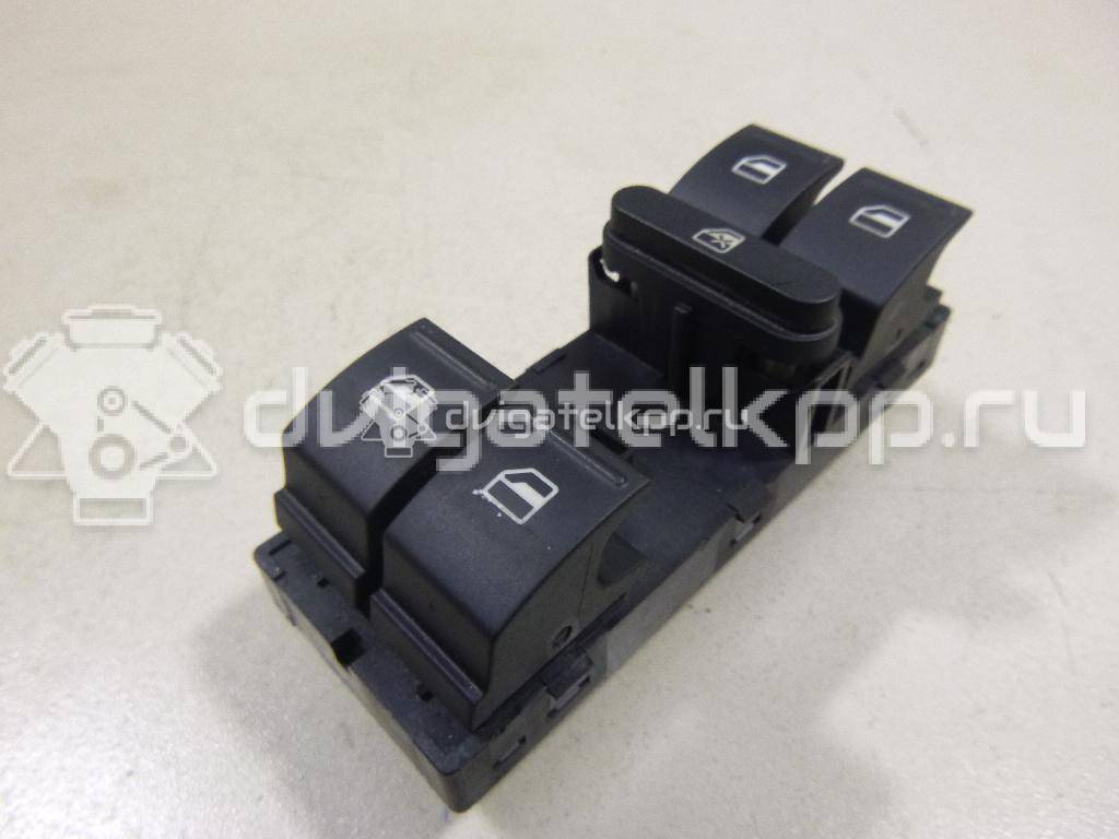 Фото Блок управления стеклоподъемниками  1K4959857B для Volkswagen Tiguan / Touran / Amarok S1B / Cc / Golf {forloop.counter}}