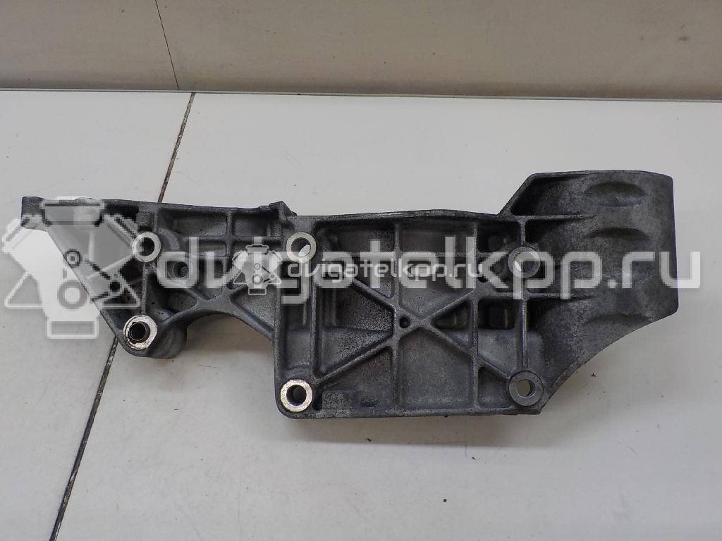 Фото Кронштейн генератора для двигателя AMF для Seat Ibiza / Cordoba / Arosa 6H 75 л.с 6V 1.4 л Дизельное топливо 045903143C {forloop.counter}}