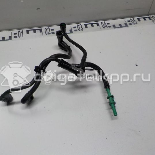 Фото Трубка топливная для двигателя 9HP (DV6DTED) для Peugeot 2008 / 208 / 308 / 207 / Partner 92-94 л.с 8V 1.6 л Дизельное топливо 9808090880