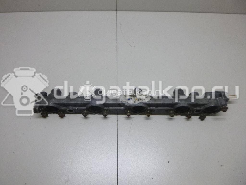 Фото Рейка топливная (рампа) для двигателя BP (DOHC) для Mazda / Ford Australia / Eunos 125-130 л.с 16V 1.8 л бензин 1077690 {forloop.counter}}