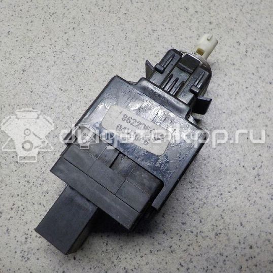 Фото Датчик включения стопсигнала  8622064 для Volvo V70 / S60 / S80 / Xc70 / Xc90