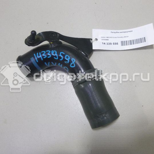 Фото Патрубок интеркулера  31325986 для Volvo V50 Mw / V70 / C30 / V60 / S40