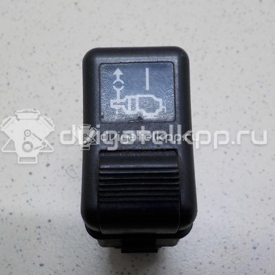 Фото Кнопка блокировки дифференциала  8157753 для Volvo V70 / 140 / 740 / S80 / Xc70