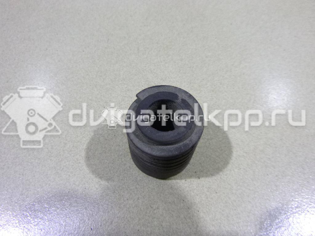 Фото Отбойник капота  mr473003 для Mitsubishi Lancer / Pajero / Colt / Mirage / Outlander {forloop.counter}}