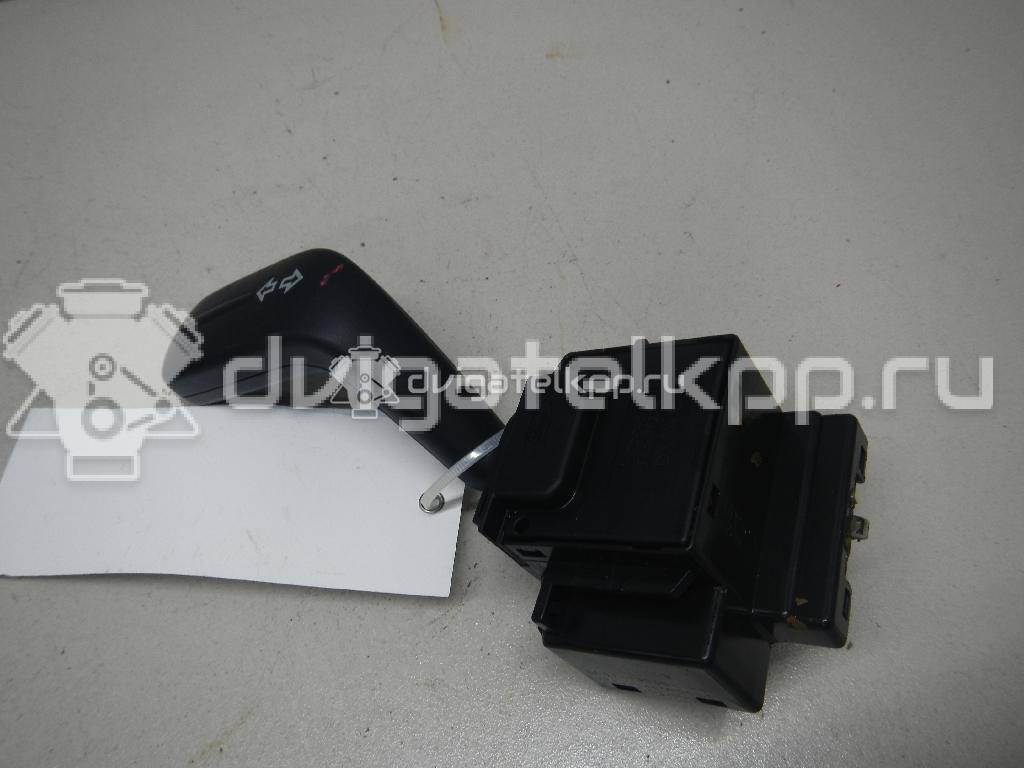 Фото Переключатель поворотов подрулевой  1383686 для Ford Fiesta / Focus / Ka / Street Ka Rl2 / Fusion Ju {forloop.counter}}