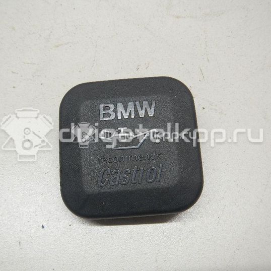 Фото Крышка маслозаливной горловины  LQC100300L для Land Rover Freelander / Range Rover / Discovery / Defender L316