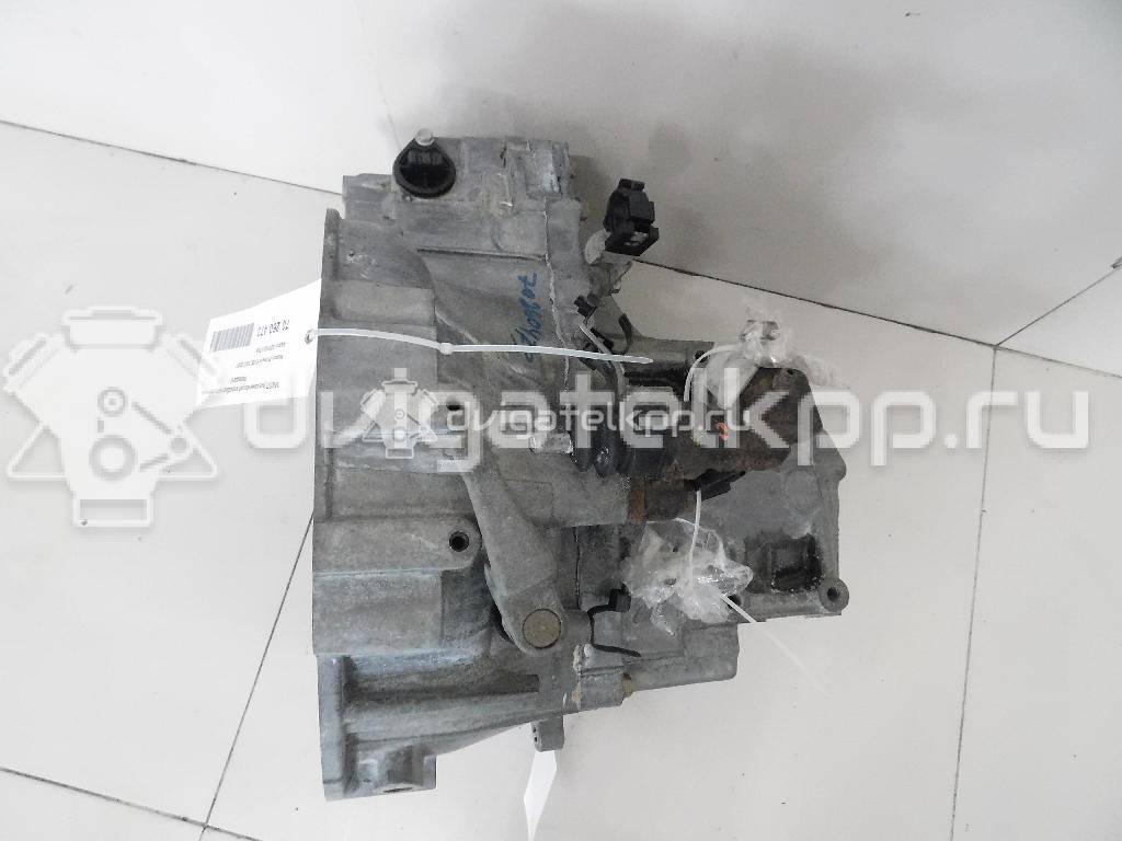 Фото Контрактная (б/у) МКПП для Nissan Sunny / Bluebird / Avenir / Primera / Almera 102-120 л.с 16V 1.6 л QG16DE бензин 32010AV708 {forloop.counter}}