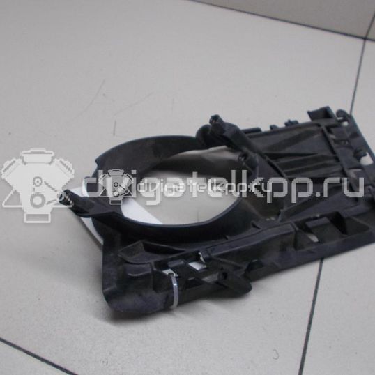 Фото Решетка в бампер правая  5N0853666A9B9 для Volkswagen Tiguan