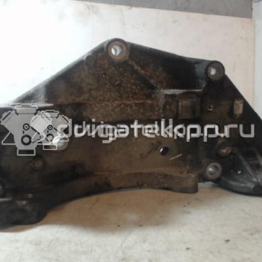 Фото Кронштейн генератора для двигателя RHL (DW10BTED4) для Peugeot 407 126 л.с 16V 2.0 л Дизельное топливо 5706J5