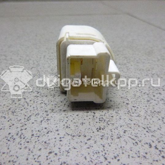 Фото Датчик включения стопсигнала  8434019025 для Toyota Dyna / Iq J1 / Land Cruiser / Hiace / Avensis