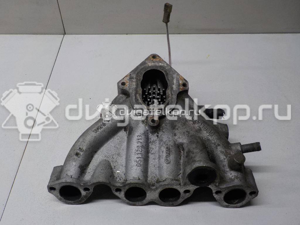 Фото Коллектор впускной для двигателя RP для Volkswagen / Seat 88 л.с 8V 1.8 л бензин 051129713 {forloop.counter}}