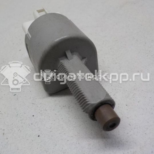 Фото Датчик включения стопсигнала  8434069025 для Toyota Dyna / Iq J1 / Land Cruiser / Hiace / Avensis