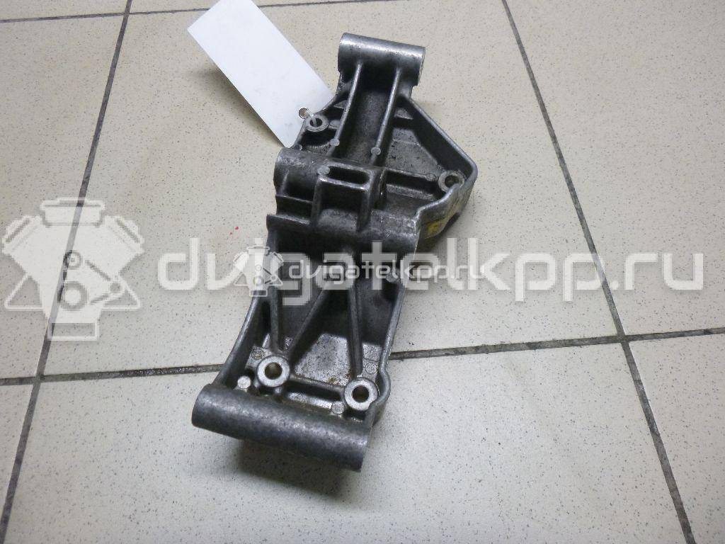 Фото Кронштейн генератора для двигателя AAA для Volkswagen Vento 1H2 / Golf / Jetta / Corrado 53I 174 л.с 12V 2.8 л бензин 021260089A {forloop.counter}}