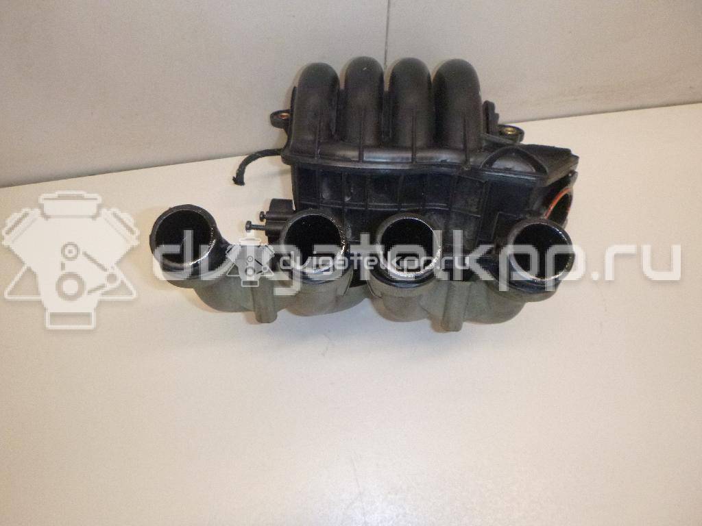 Фото Коллектор впускной для двигателя AZM для Volkswagen Passat 116 л.с 8V 2.0 л бензин 06B133205G {forloop.counter}}