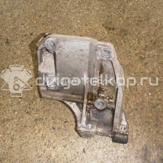 Фото Кронштейн генератора для двигателя J20A для Maruti Suzuki / Suzuki / Chevrolet / Geo / Maruti 128-132 л.с 16V 2.0 л бензин 1791178E10