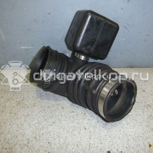 Фото Патрубок воздушного фильтра для двигателя J20A для Maruti Suzuki / Suzuki / Chevrolet / Geo / Maruti 120-129 л.с 16V 2.0 л бензин 1388165J00