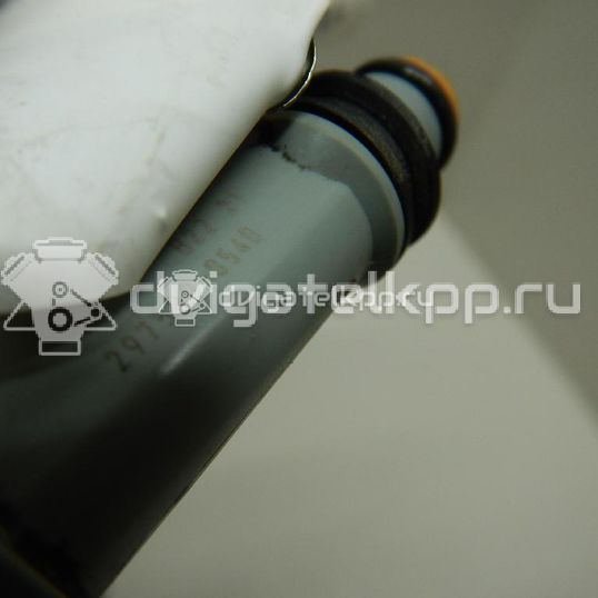 Фото Форсунка инжекторная электрическая для двигателя M16A для Maruti Suzuki / Suzuki / Suzuki (Changhe) 95-109 л.с 16V 1.6 л бензин 1571064J00