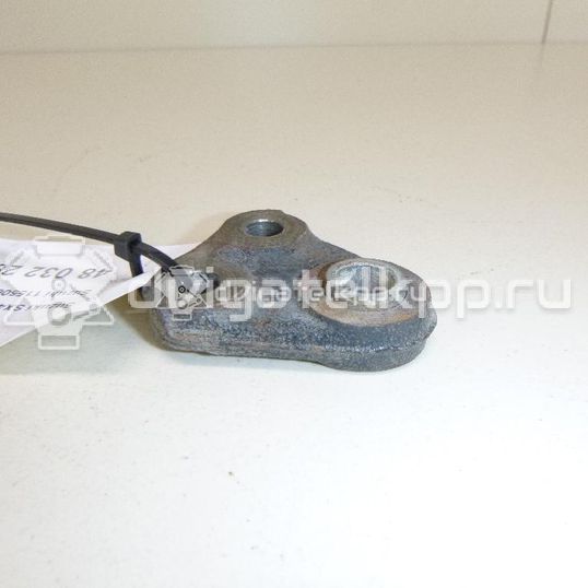 Фото Кронштейн генератора для двигателя M16A для Maruti Suzuki / Suzuki / Suzuki (Changhe) 95-109 л.с 16V 1.6 л бензин 1155064J01