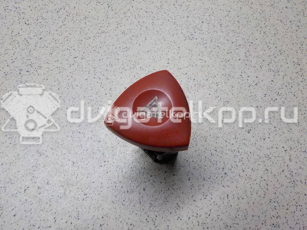 Фото Кнопка аварийной сигнализации  8200442724 для Renault Master / Laguna / Espace {forloop.counter}}