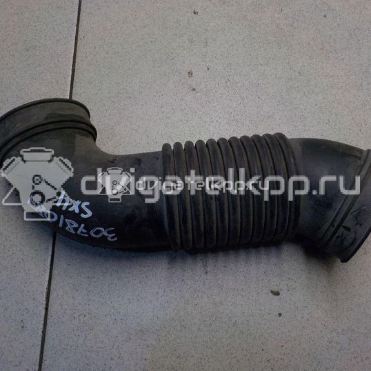 Фото Патрубок воздушного фильтра для двигателя M16A для Maruti Suzuki / Suzuki 87-107 л.с 16V 1.6 л бензин 1376654LA0