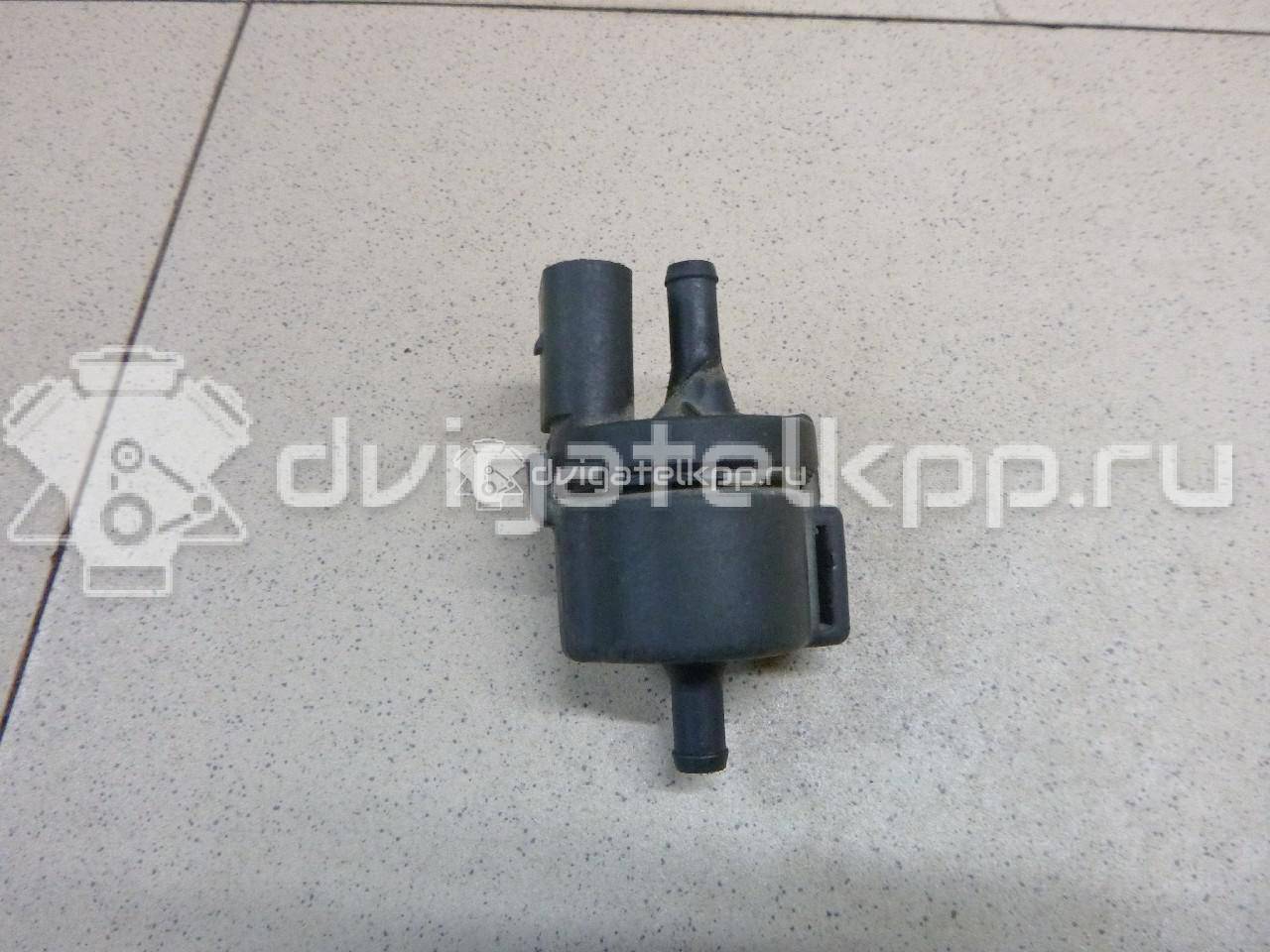 Фото Клапан вентиляции топливного бака  1C0906517A для Volkswagen Scirocco / Tiguan / Polo / Touran / New Beetle {forloop.counter}}