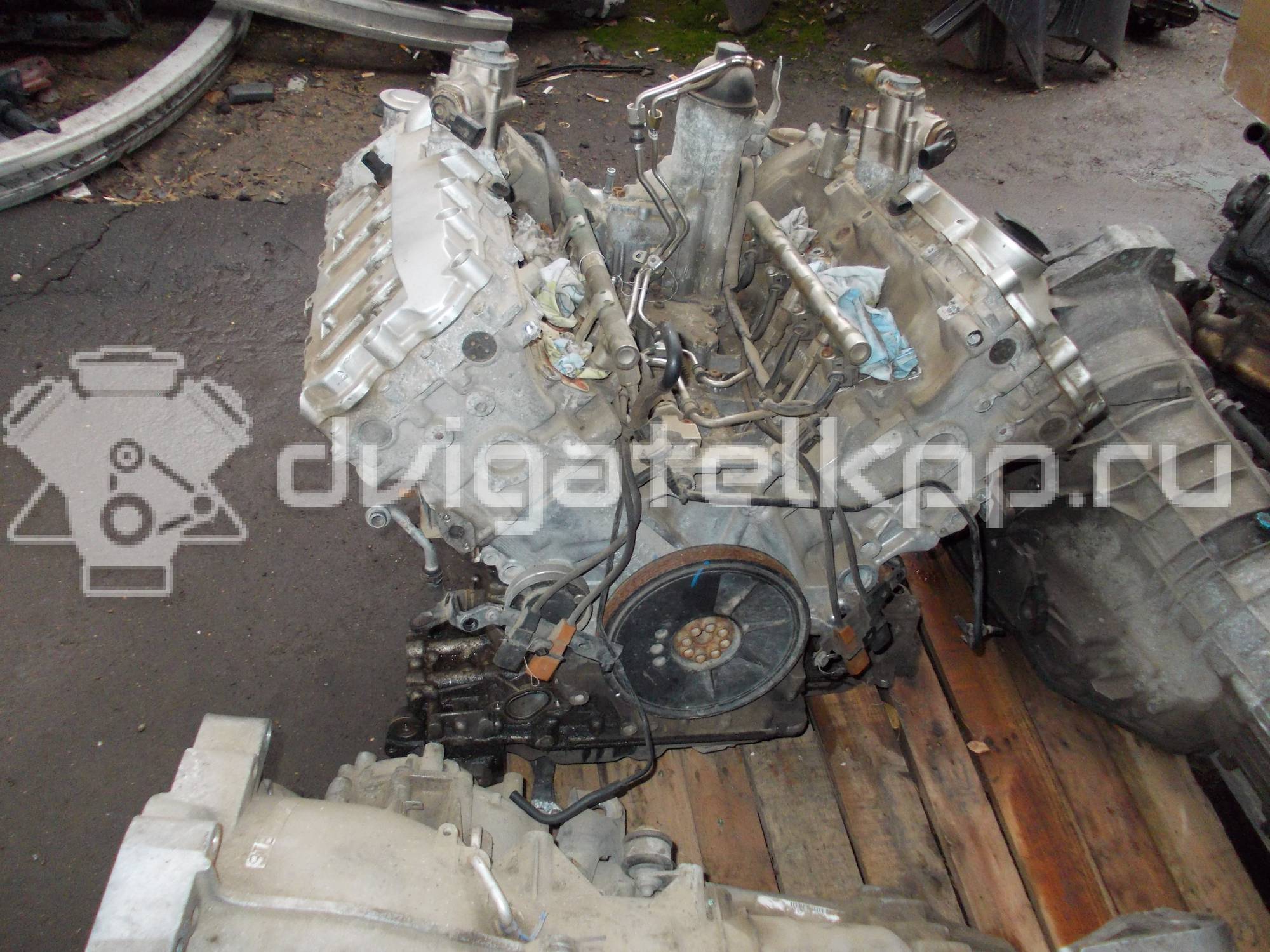 Фото Контрактный (б/у) двигатель BVJ для Audi A8 / A6 340-350 л.с 32V 4.2 л бензин {forloop.counter}}