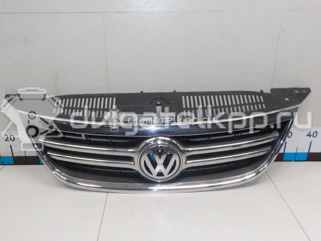 Фото Решетка радиатора  5N0853651C2ZZ для Volkswagen Tiguan {forloop.counter}}