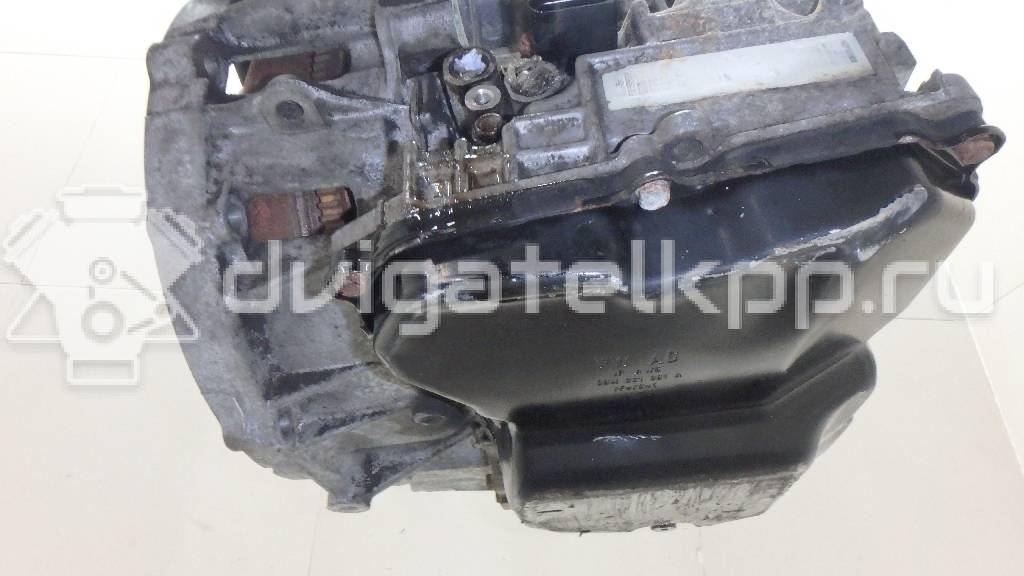 Фото Контрактная (б/у) АКПП для Volkswagen Scirocco / Tiguan 200 л.с 16V 2.0 л CAWB бензин 09M300036Q {forloop.counter}}