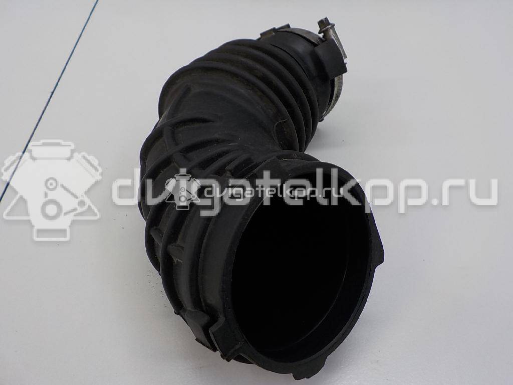 Фото Патрубок воздушного фильтра для двигателя KW для Audi Quattro 85 300-306 л.с 20V 2.1 л Супер-бензин (95) неэтилированный 06H129629E {forloop.counter}}