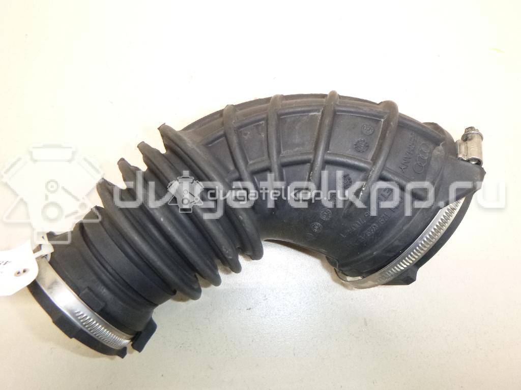 Фото Патрубок воздушного фильтра для двигателя KW для Audi Quattro 85 300-306 л.с 20V 2.1 л Супер-бензин (95) неэтилированный 06H129629E {forloop.counter}}