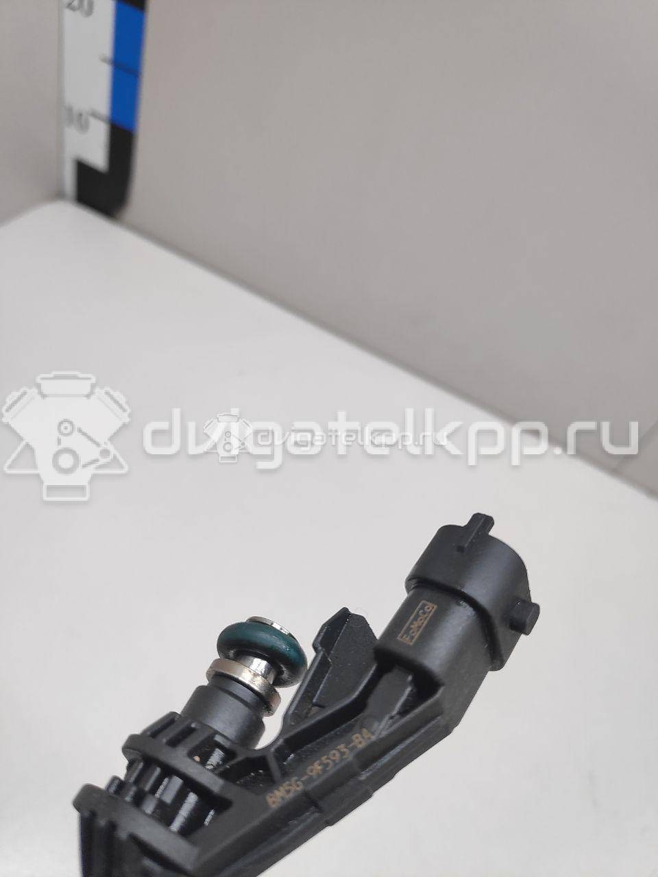 Фото Форсунка инжекторная электрическая для двигателя B 4164 T3 для Volvo V40 / V60 / S60 150 л.с 16V 1.6 л бензин 31375047 {forloop.counter}}