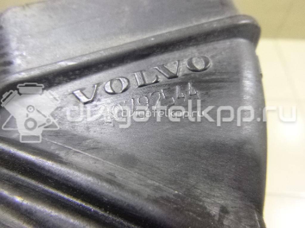 Фото Патрубок воздушного фильтра для двигателя B 6324 S для Volvo / Land Rover 231-238 л.с 24V 3.2 л бензин 30792544 {forloop.counter}}