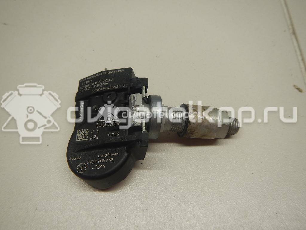 Фото Датчик давления в шине  LR066378 для Land Rover Freelander / Range Rover / Discovery / Defender L316 {forloop.counter}}