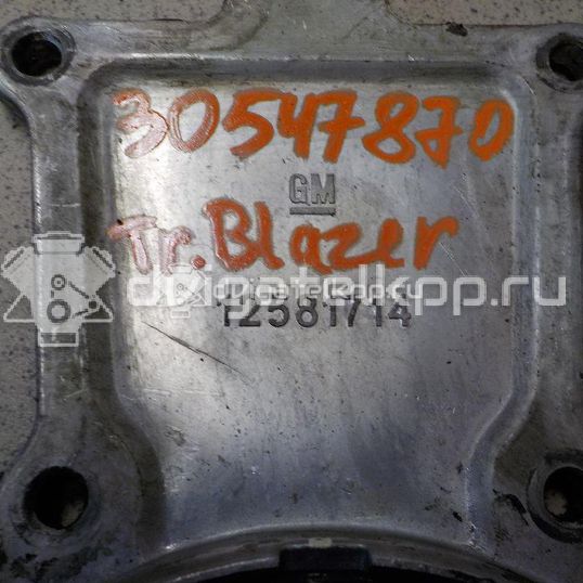 Фото Крышка коленвала задняя для двигателя LL8 (2.0L I-4) для Chevrolet Corsica / Cavalier / Beretta 1 37 / Corsica 1 69 91-92 л.с 8V 2.0 л бензин 12581714