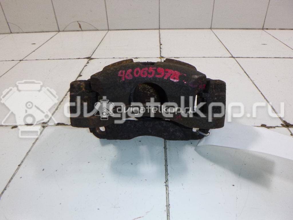 Фото Скоба суппорта переднего  41011JD00A для Nissan Qashqai / X-Trail / Murano {forloop.counter}}