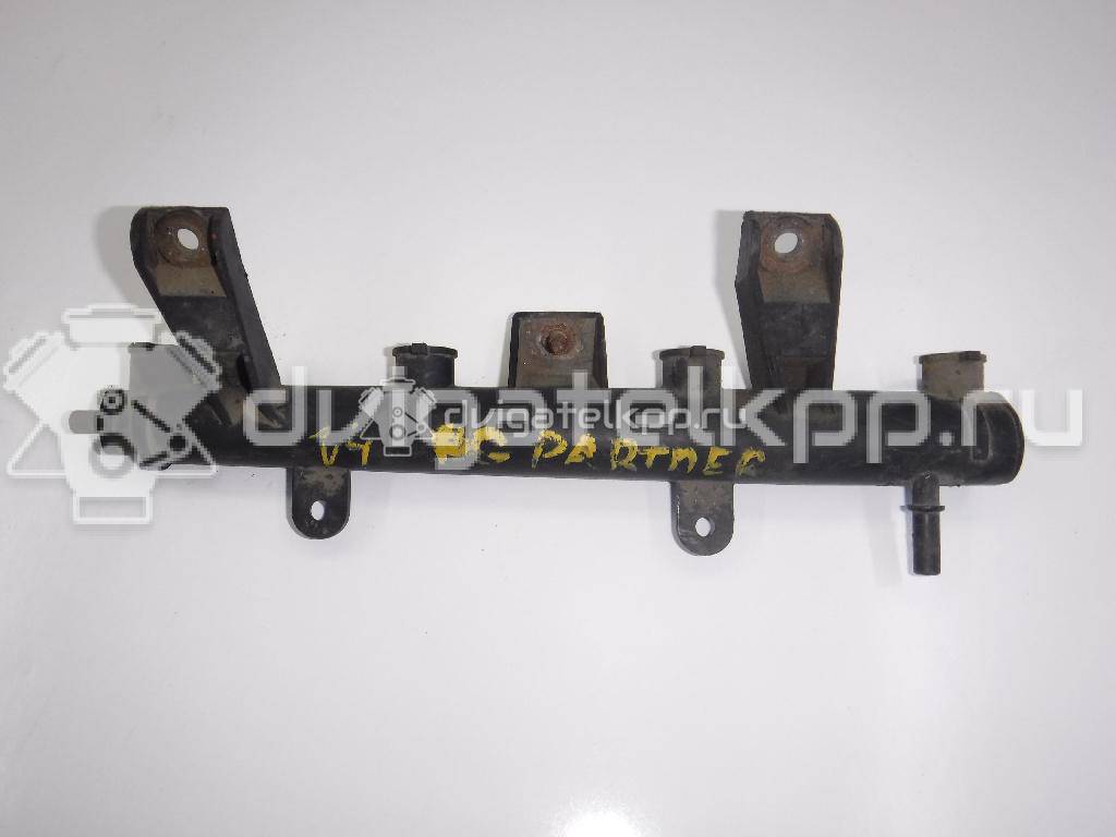 Фото Рейка топливная (рампа) для двигателя HFX (TU1JP) для Citroen Berlingo / C3 / C2 Jm 60 л.с 8V 1.1 л бензин 198542 {forloop.counter}}