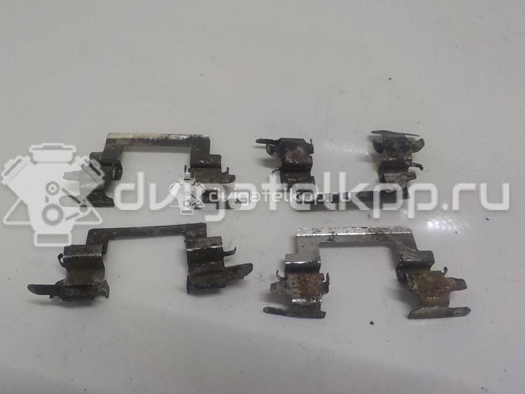 Фото К-кт установочный передних колодок  MR527673 для Mitsubishi Galant / Lancer / Outlander / Asx Ga W {forloop.counter}}