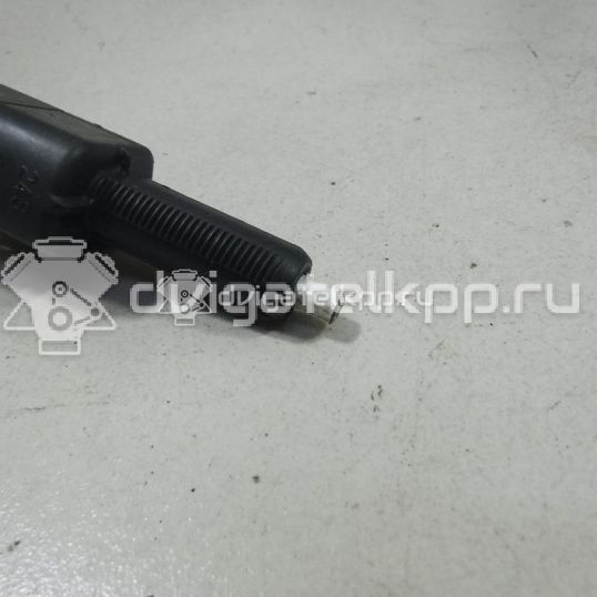 Фото Датчик включения стопсигнала  mr228924 для Mitsubishi Lancer / Pajero / Galant / I / L