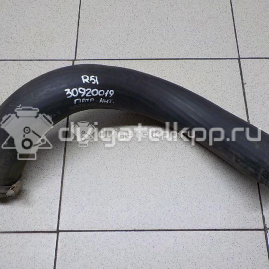 Фото Патрубок интеркулера  14463EB30A для Nissan Bassara / Nv350 E26 / Serena / Sani / Presage