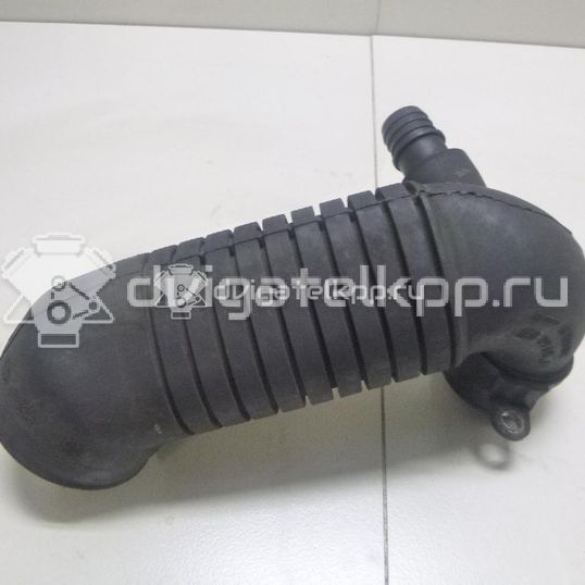 Фото Патрубок интеркулера  8D0129615J для Volkswagen Passat