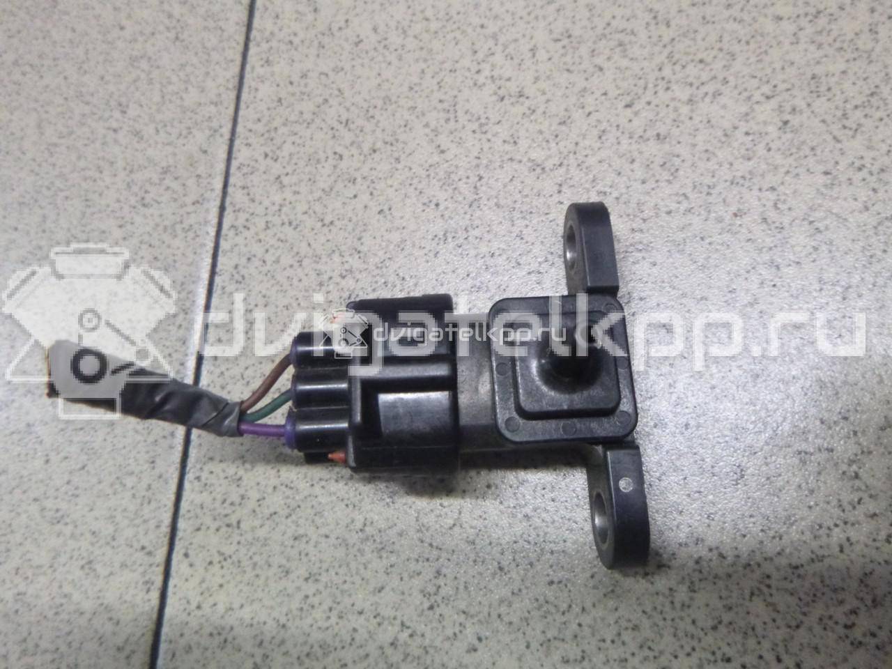 Фото Датчик абсолютного давления  8942120200 для Toyota Dyna / Iq J1 / Land Cruiser / Hiace / Avensis {forloop.counter}}