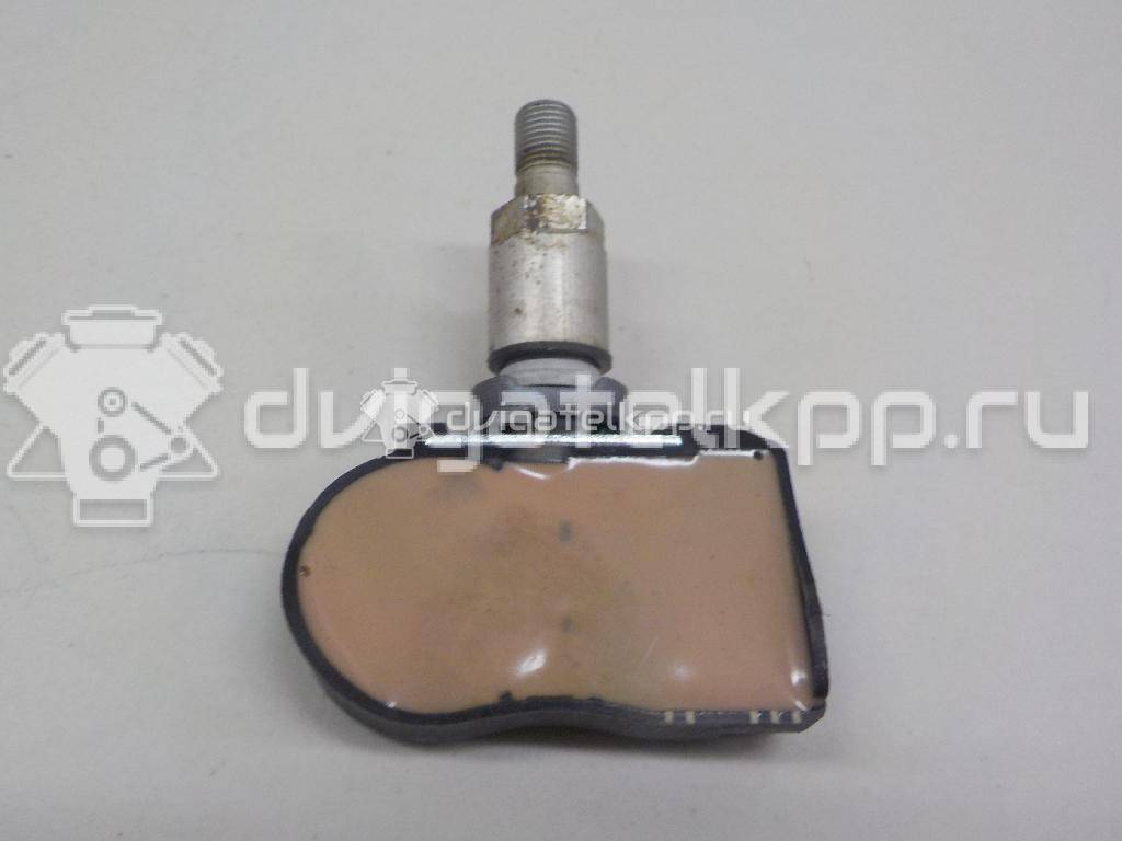 Фото Датчик давления в шине  LR066378 для Land Rover Freelander / Range Rover / Discovery / Defender L316 {forloop.counter}}