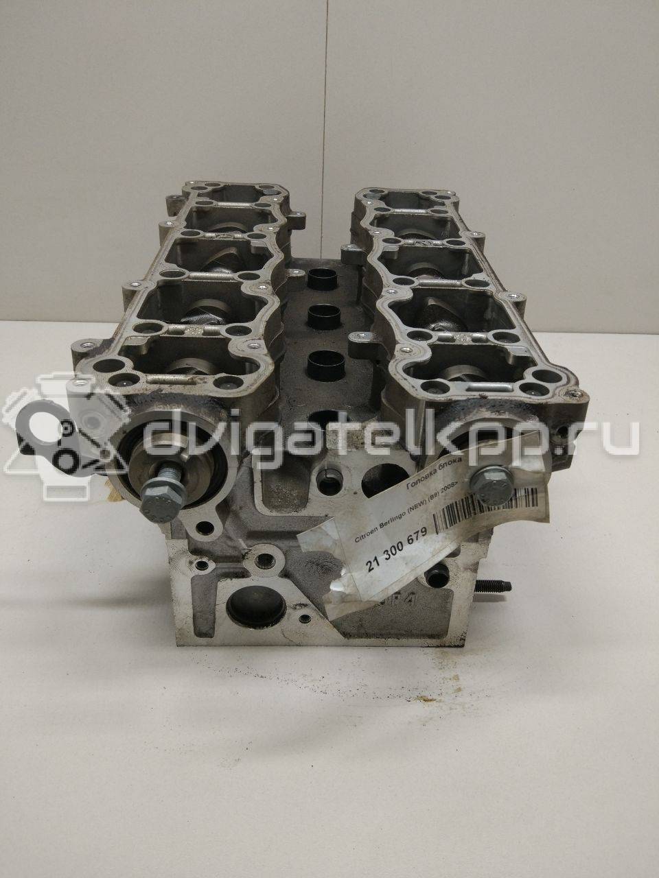 Фото Головка блока для двигателя NFZ (TU5JP) для Peugeot / Citroen 88-90 л.с 8V 1.6 л бензин {forloop.counter}}