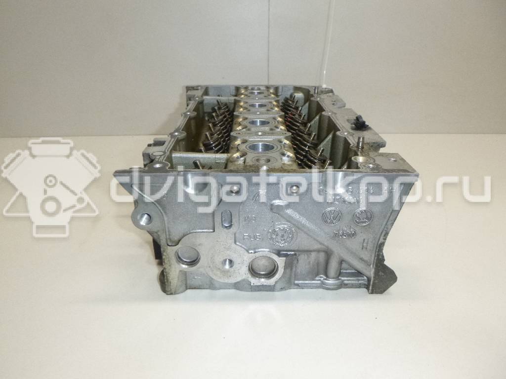 Фото Головка блока для двигателя CWVA для Volkswagen / Skoda / Seat 110 л.с 16V 1.6 л бензин 04E103065H {forloop.counter}}