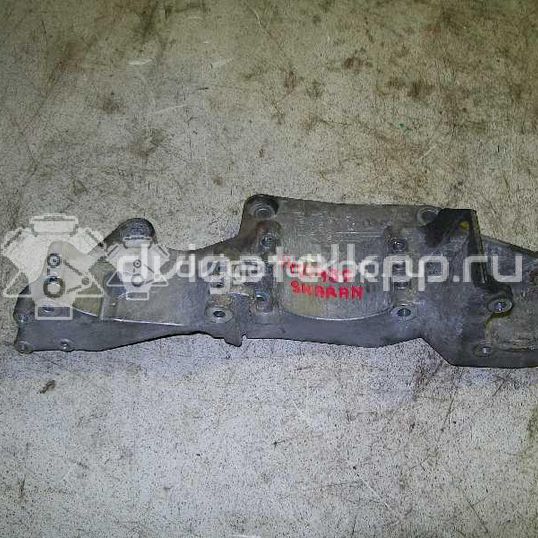 Фото Кронштейн генератора  045903143C для Seat Ibiza / Cordoba / Arosa 6H