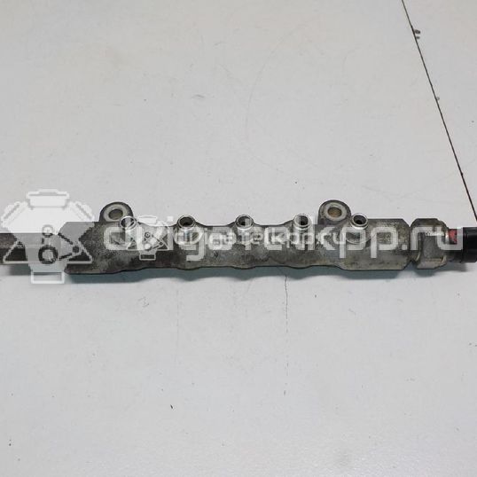 Фото Рейка топливная (рампа)  238100r010 для Toyota Avensis / Verso / Rav 4 / Auris / Corolla