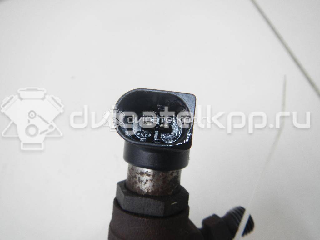 Фото Форсунка дизельная электрическая  LR006495 для Land Rover Range Rover / Discovery {forloop.counter}}