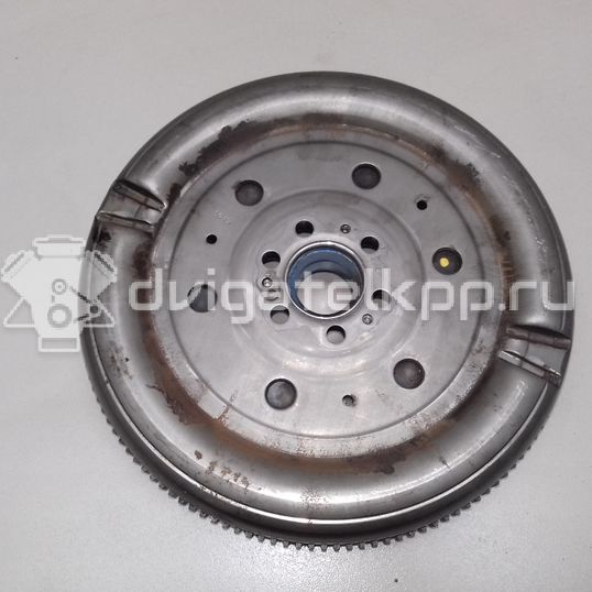 Фото Маховик  04L105266C для Audi A3 / Tt / Q3 8U